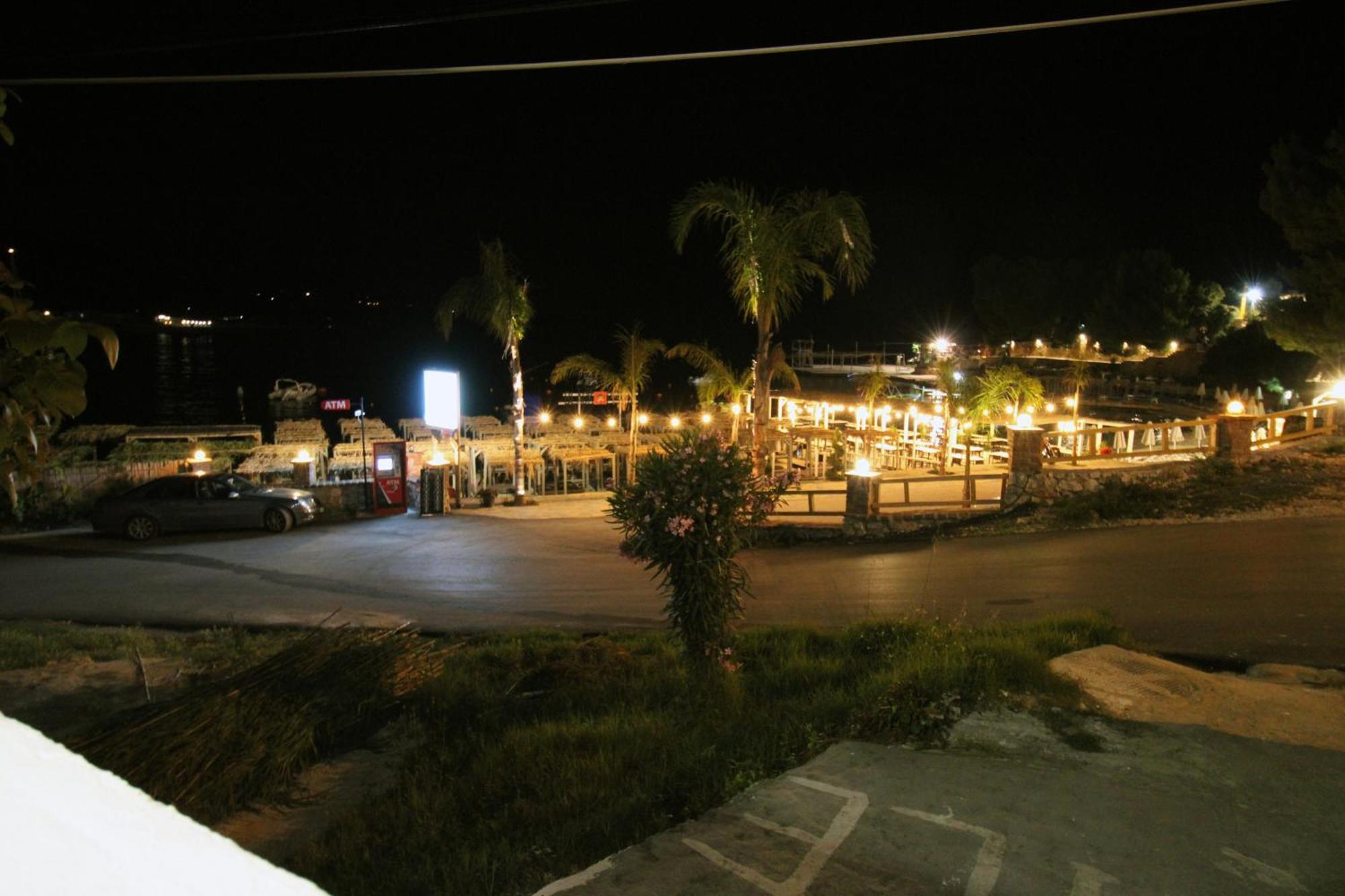 Melina'S Seaside Retreat Aparthotel Ksamil Ngoại thất bức ảnh