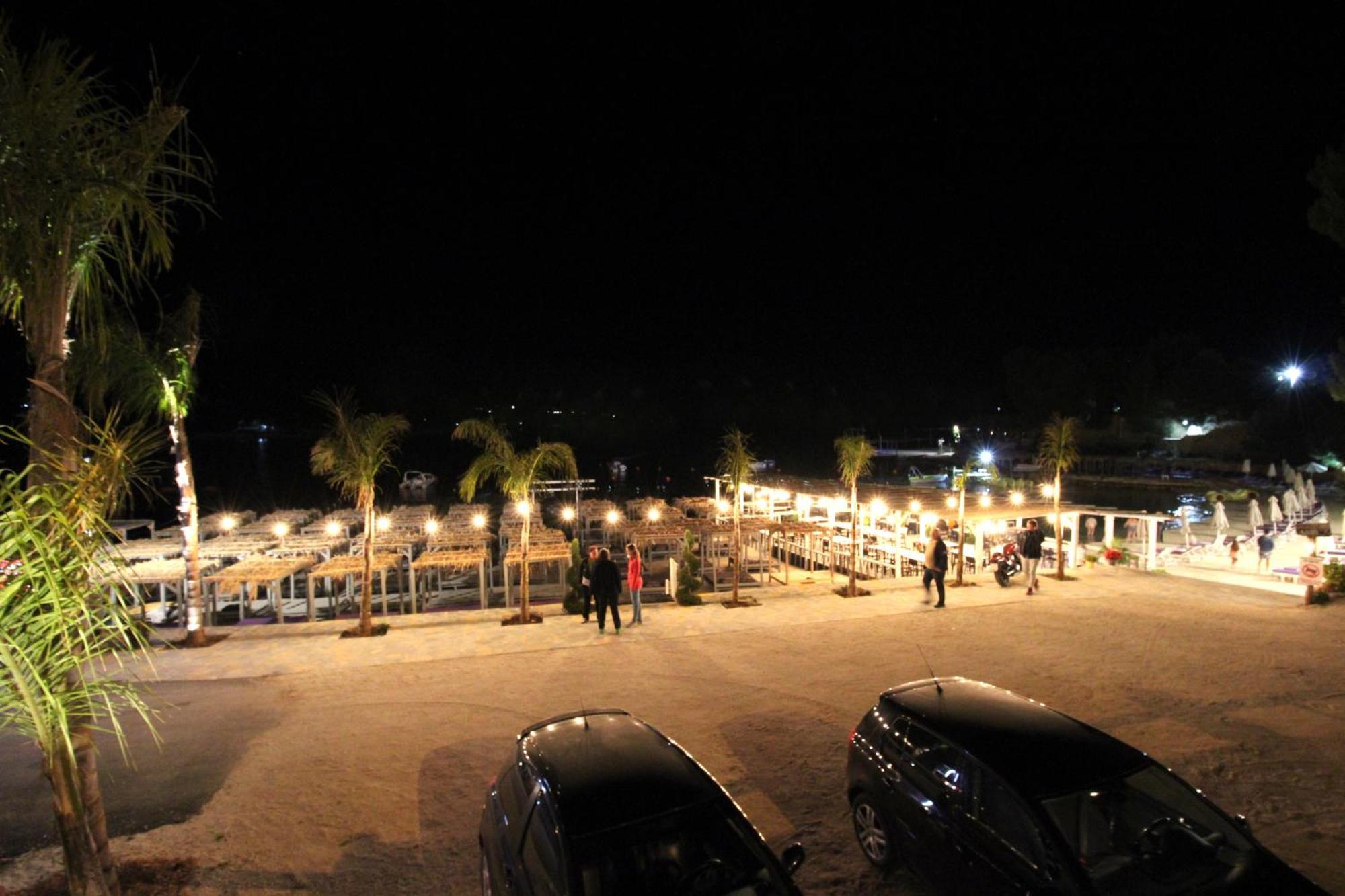 Melina'S Seaside Retreat Aparthotel Ksamil Ngoại thất bức ảnh