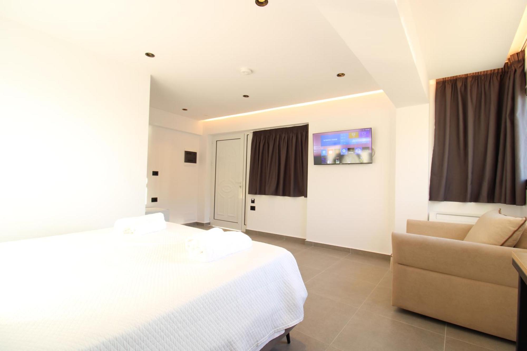Melina'S Seaside Retreat Aparthotel Ksamil Ngoại thất bức ảnh