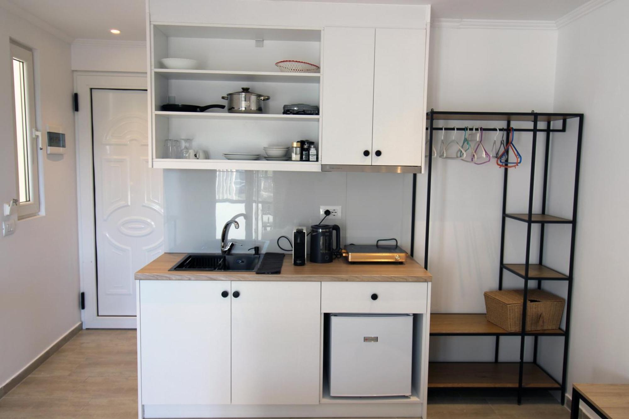 Melina'S Seaside Retreat Aparthotel Ksamil Ngoại thất bức ảnh